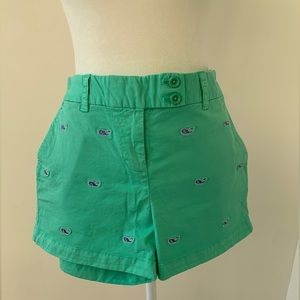Vineyard Vines Size 4 Green Shorts
